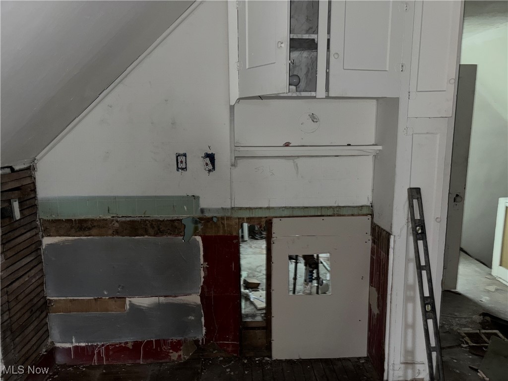 11502 Fairport Avenue Cleveland OH 44108