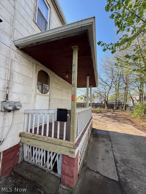 9916 Aetna Road Cleveland OH 44105