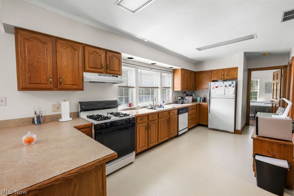 541 E Main Street Ravenna OH 44266
