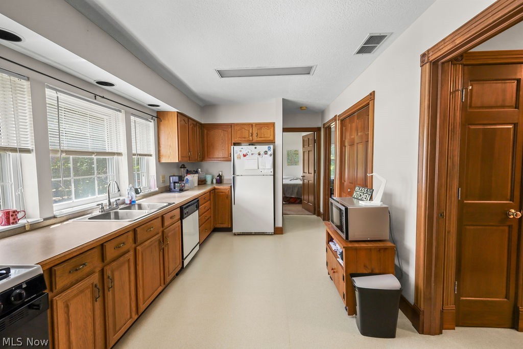 541 E Main Street Ravenna OH 44266