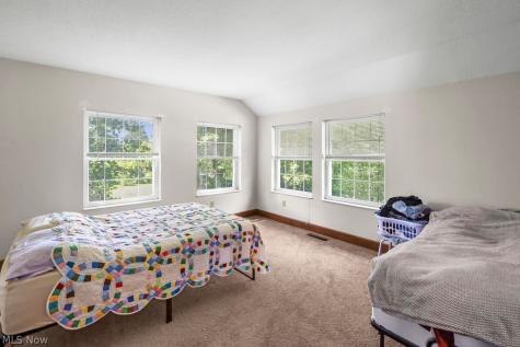 541 E Main Street Ravenna OH 44266
