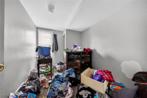 1523 Winchester Avenue Lakewood OH 44107