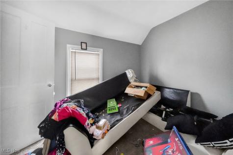 1523 Winchester Avenue Lakewood OH 44107