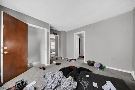 1523 Winchester Avenue Lakewood OH 44107