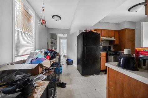 1523 Winchester Avenue Lakewood OH 44107