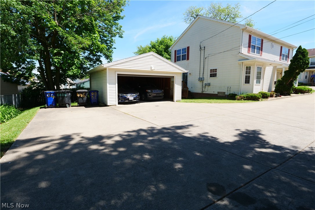 4404 W 53rd Street Cleveland OH 44144
