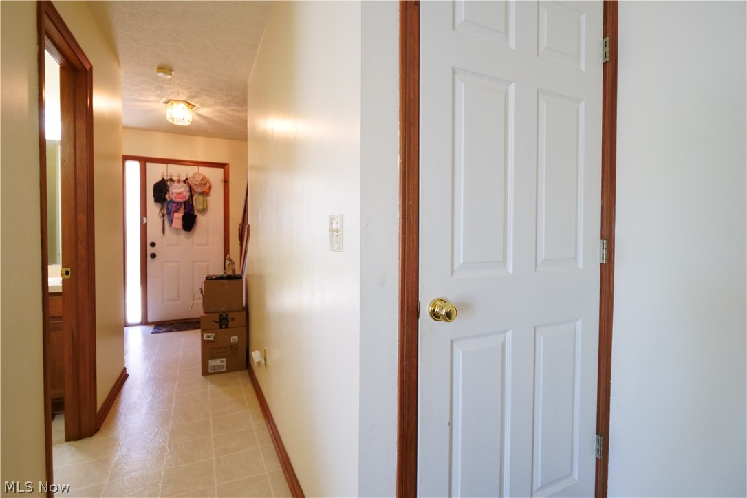 4404 W 53rd Street Cleveland OH 44144