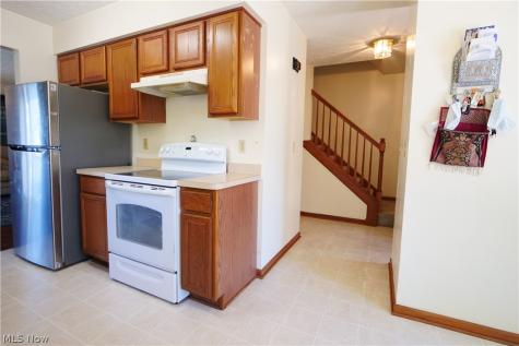 4404 W 53rd Street Cleveland OH 44144