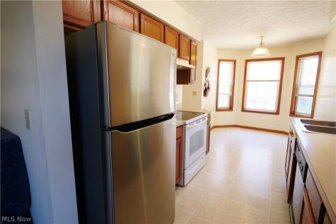 4404 W 53rd Street Cleveland OH 44144
