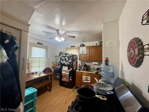 412 Scott Avenue Niles OH 44446