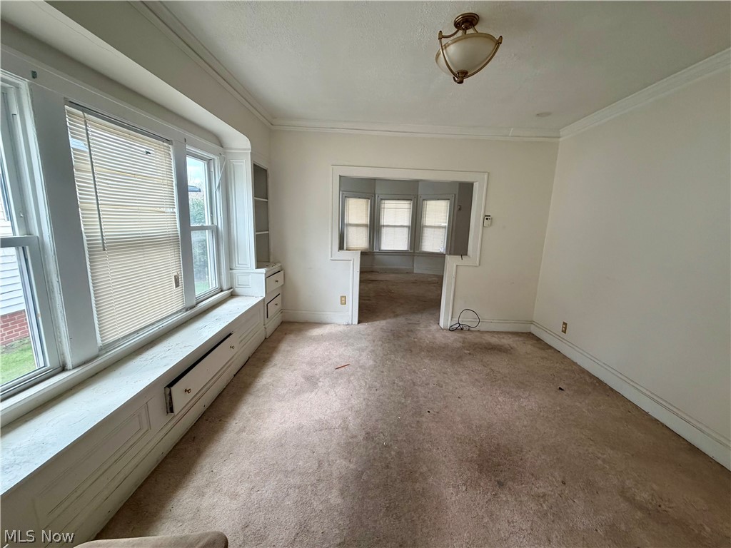 3821 E 143rd Street Cleveland OH 44128