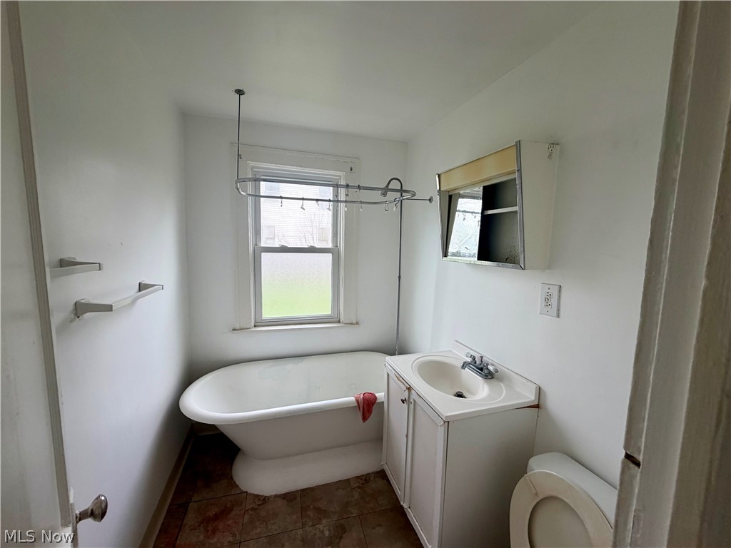 3821 E 143rd Street Cleveland OH 44128