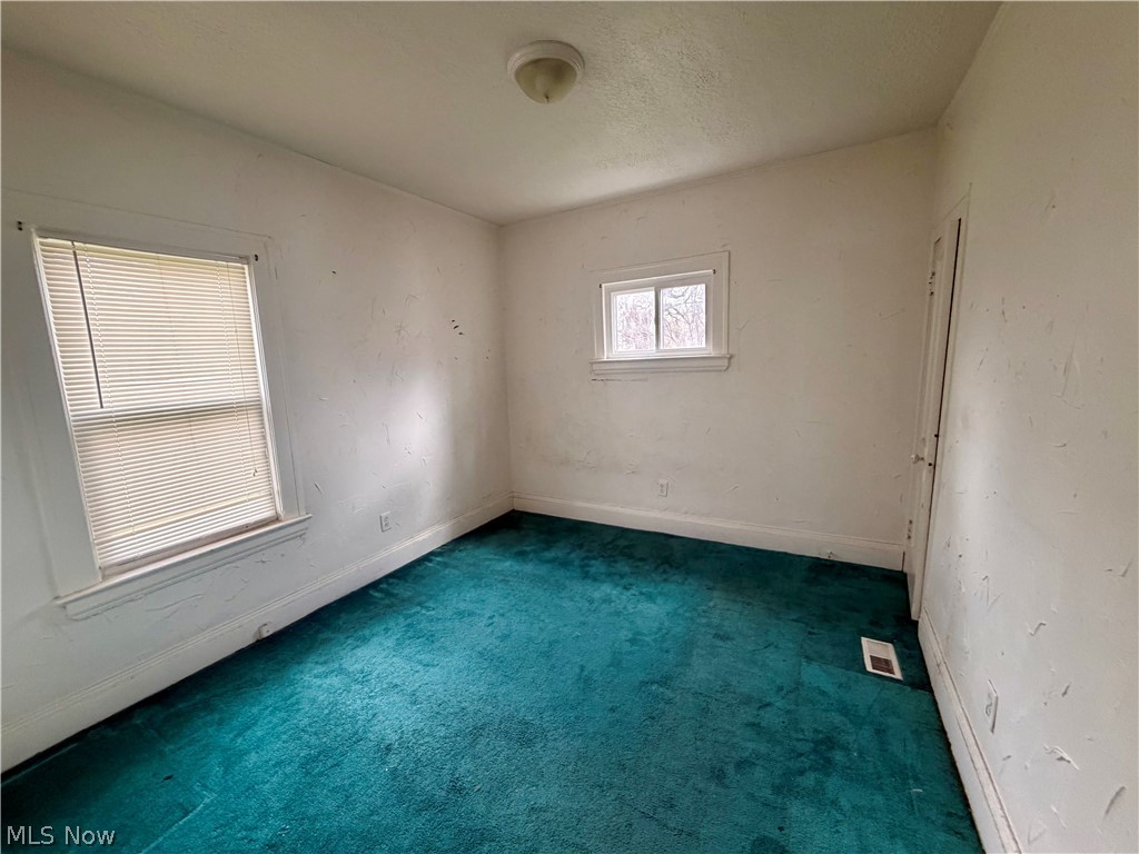 3821 E 143rd Street Cleveland OH 44128