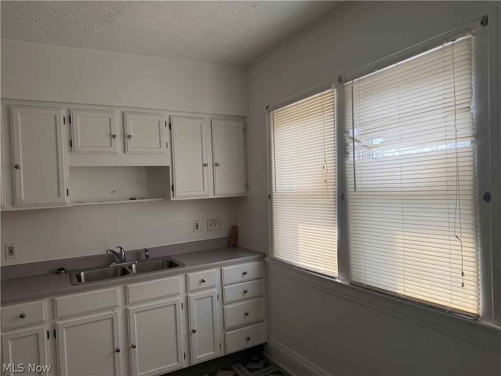 3821 E 143rd Street Cleveland OH 44128