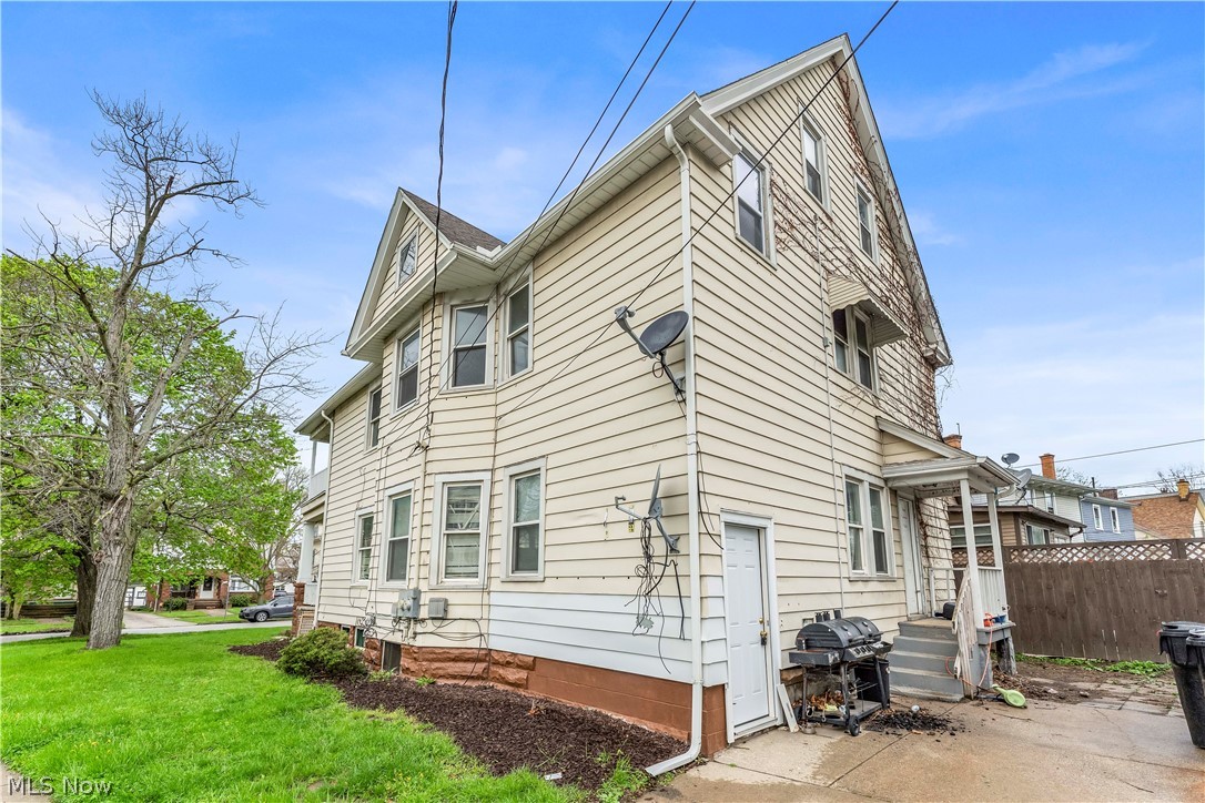 4265 W 36th Street Cleveland OH 44109