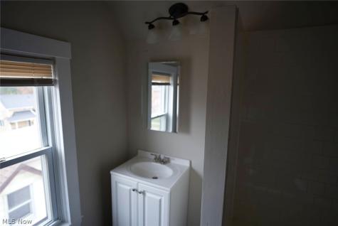 1851 W 58th Street Cleveland OH 44102
