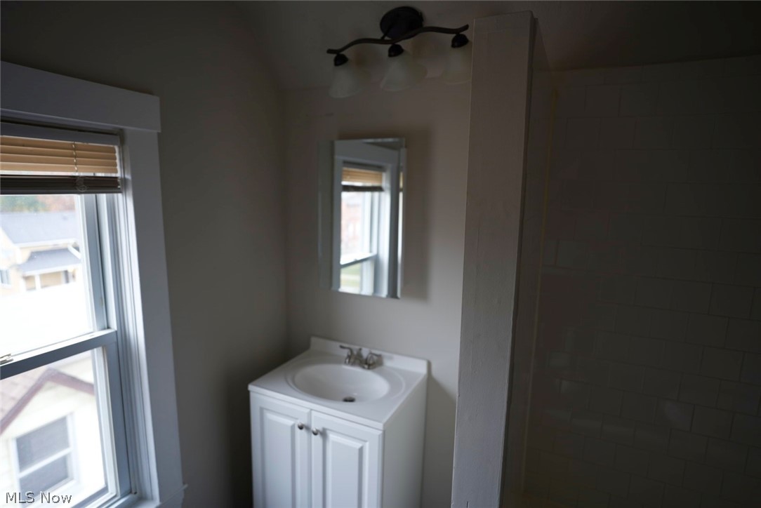 1851 W 58th Street Cleveland OH 44102