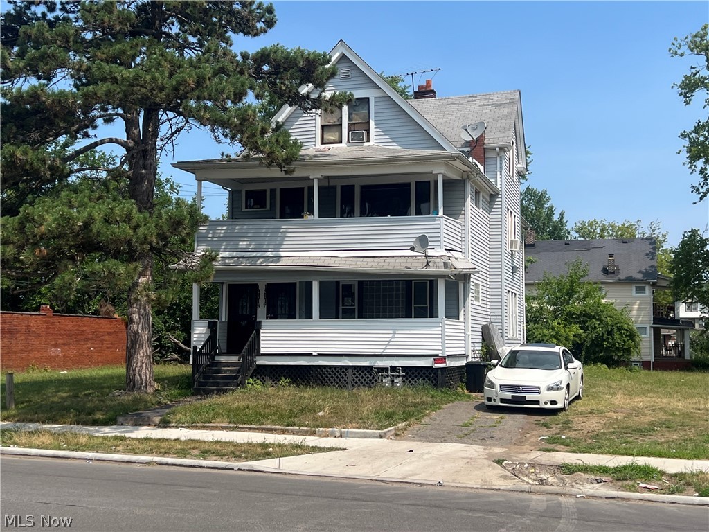 13815 Shaw Avenue East Cleveland OH 44112
