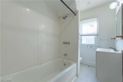 774 Copley Road Akron OH 44320