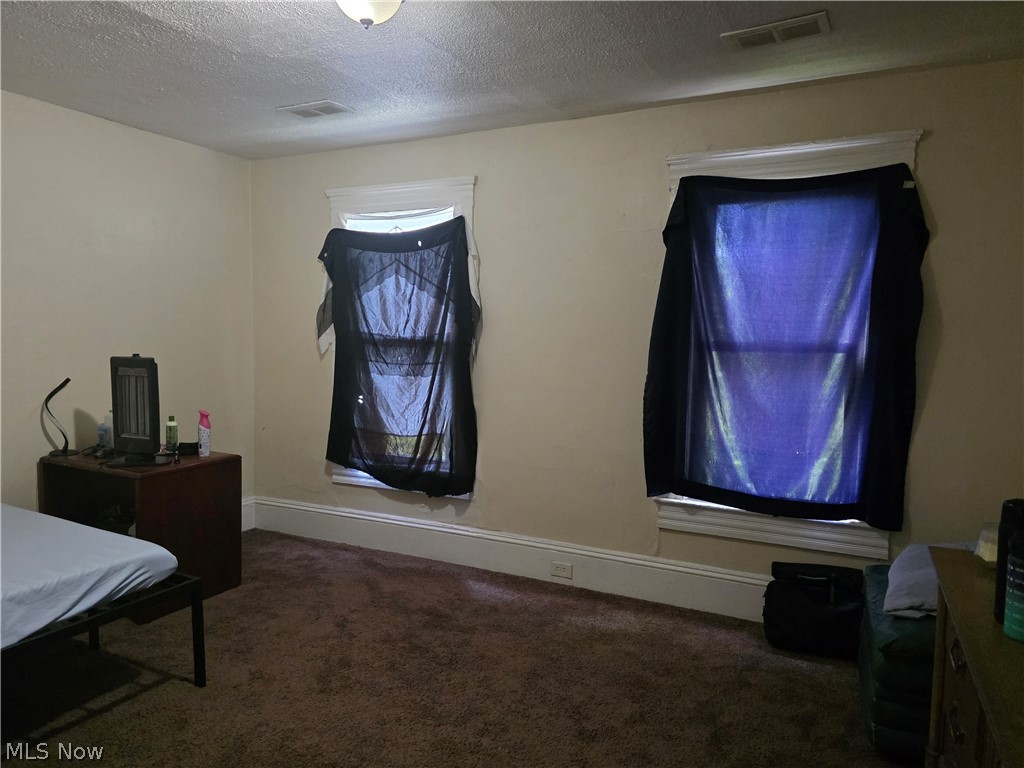 6408 Carl Avenue Cleveland OH 44103