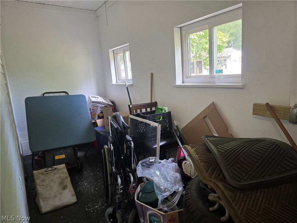 6408 Carl Avenue Cleveland OH 44103