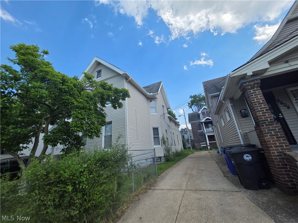 6408 Carl Avenue Cleveland OH 44103
