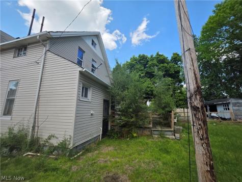 6408 Carl Avenue Cleveland OH 44103