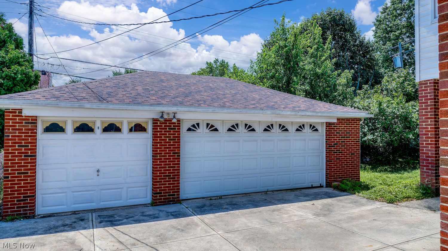 7877 Wainstead Drive Parma OH 44129