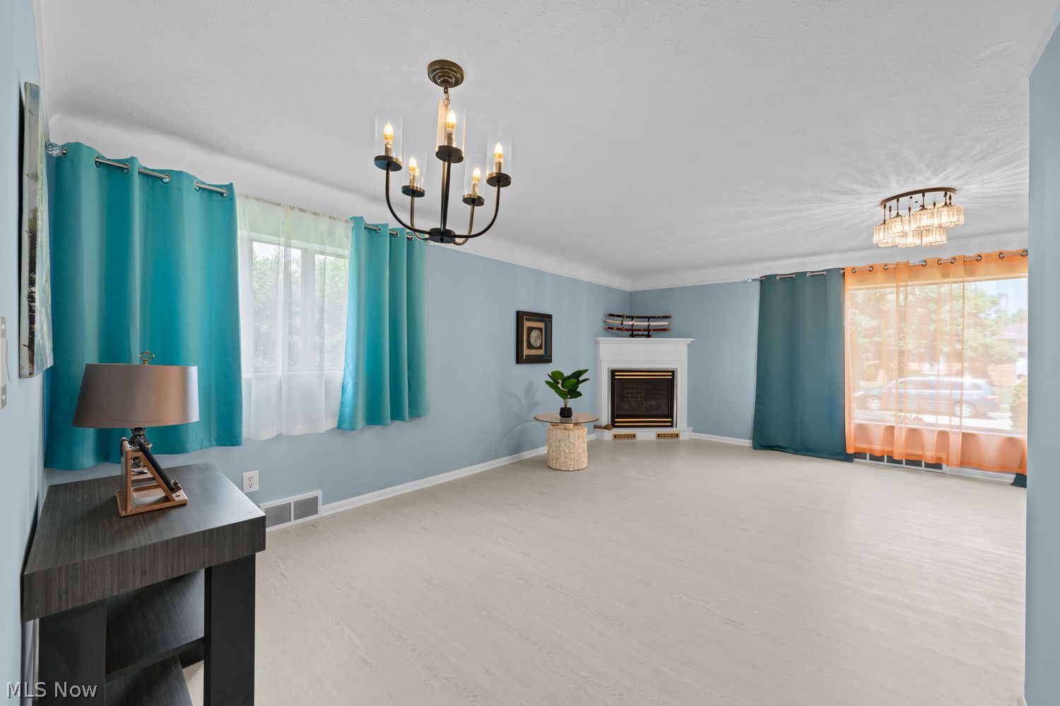7877 Wainstead Drive Parma OH 44129