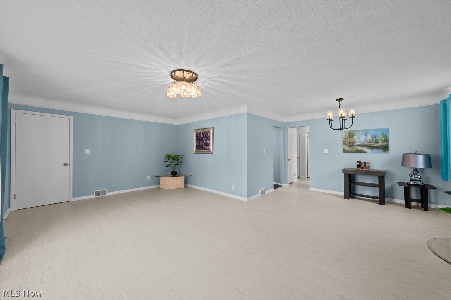 7877 Wainstead Drive Parma OH 44129