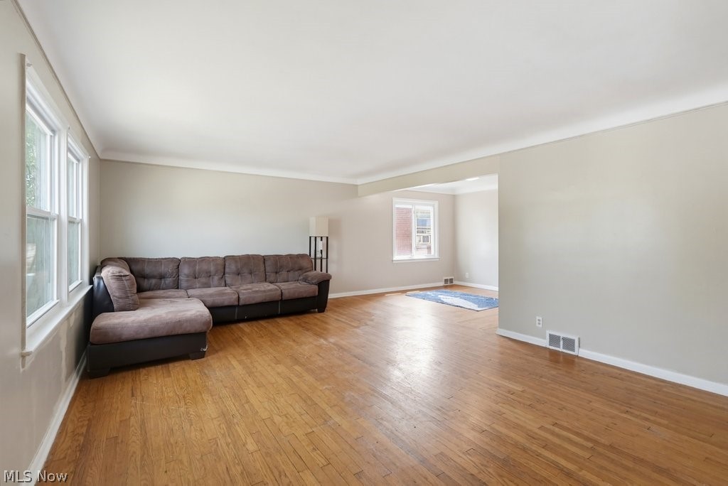 2384 Warrensville Center Road University Heights OH 44118