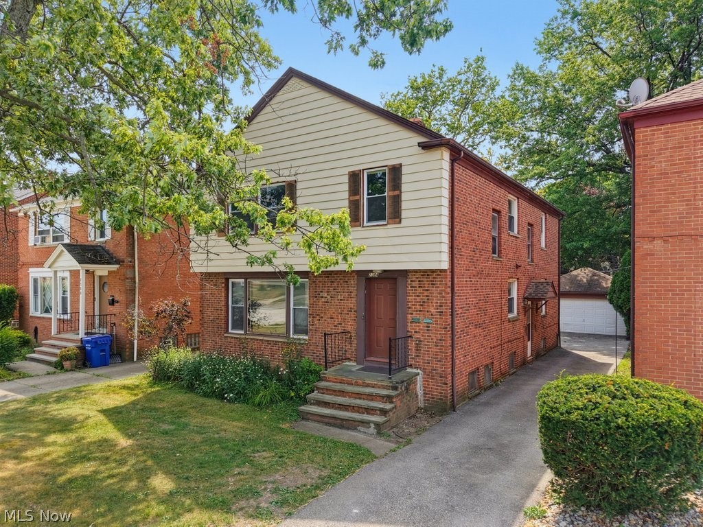 2384 Warrensville Center Road University Heights OH 44118