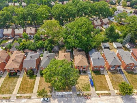 2384 Warrensville Center Road University Heights OH 44118