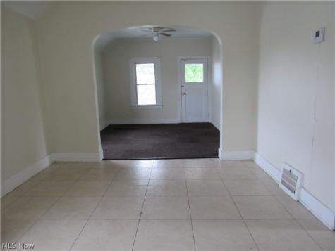 20390 Westport Avenue Euclid OH 44123
