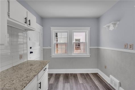 1041 E 146th Street Cleveland OH 44110