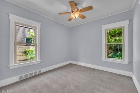 1041 E 146th Street Cleveland OH 44110