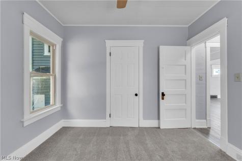 1041 E 146th Street Cleveland OH 44110