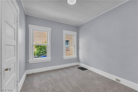 1041 E 146th Street Cleveland OH 44110