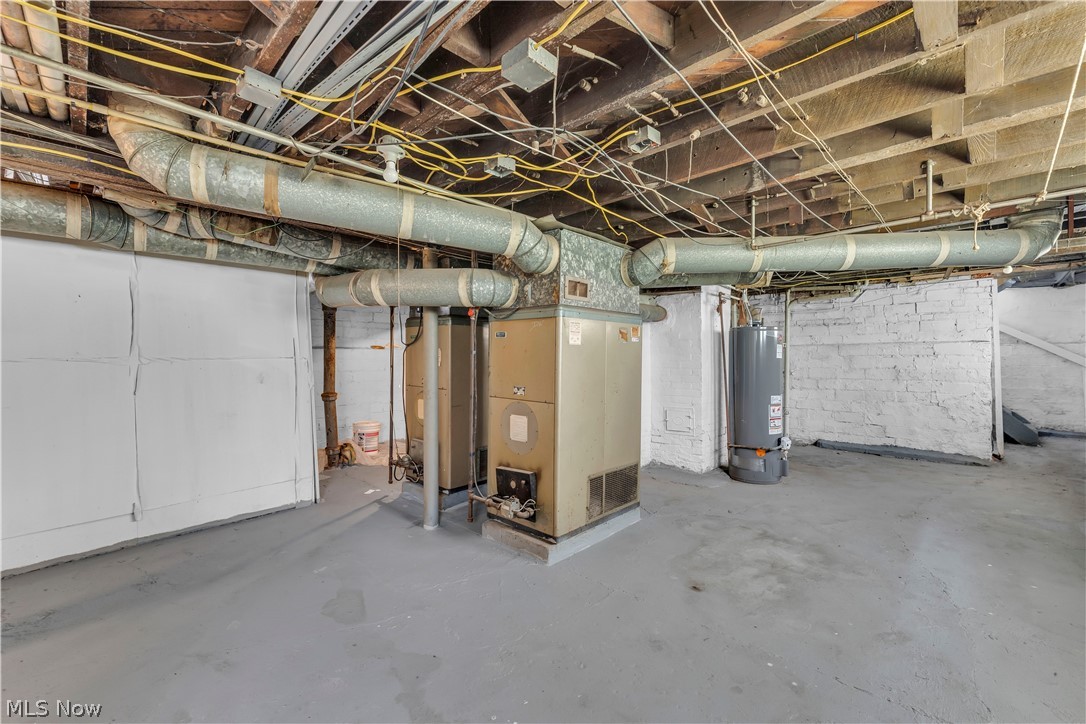 1041 E 146th Street Cleveland OH 44110