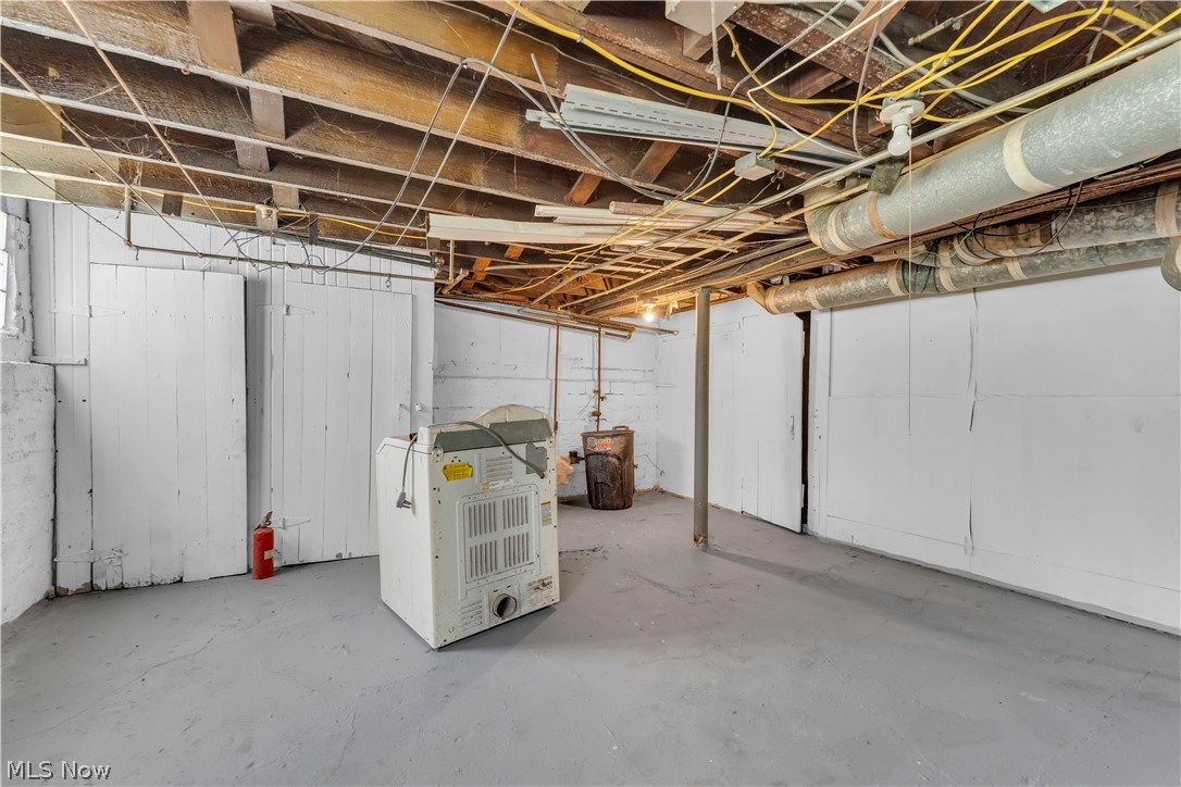 1041 E 146th Street Cleveland OH 44110
