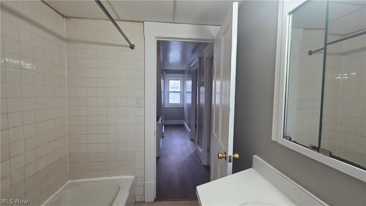 1103 High Street NE Warren OH 44483