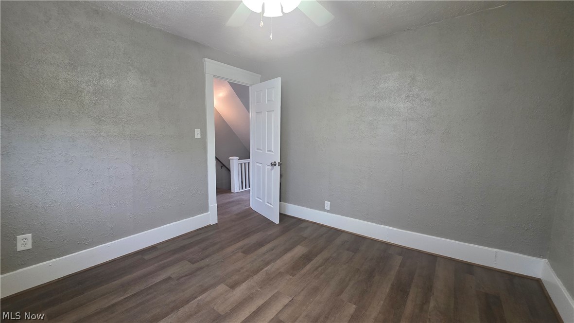 1103 High Street NE Warren OH 44483