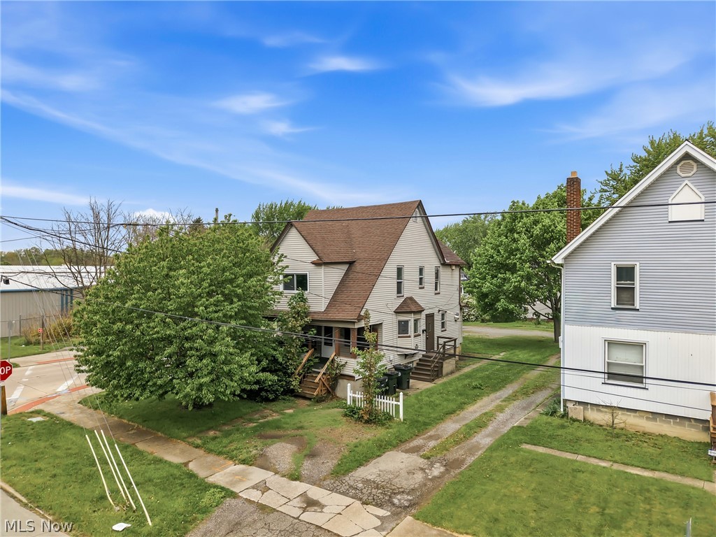 1103 High Street NE Warren OH 44483