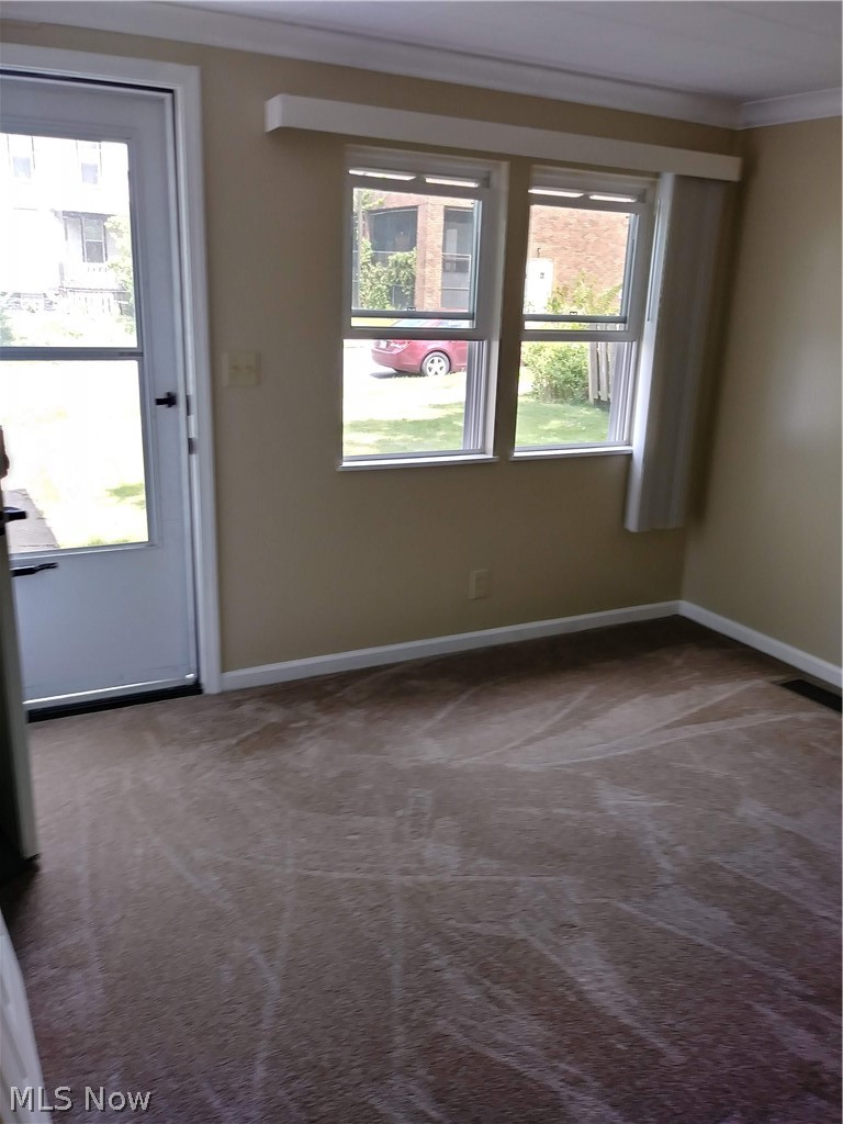 17 Wilson Avenue Girard OH 44420