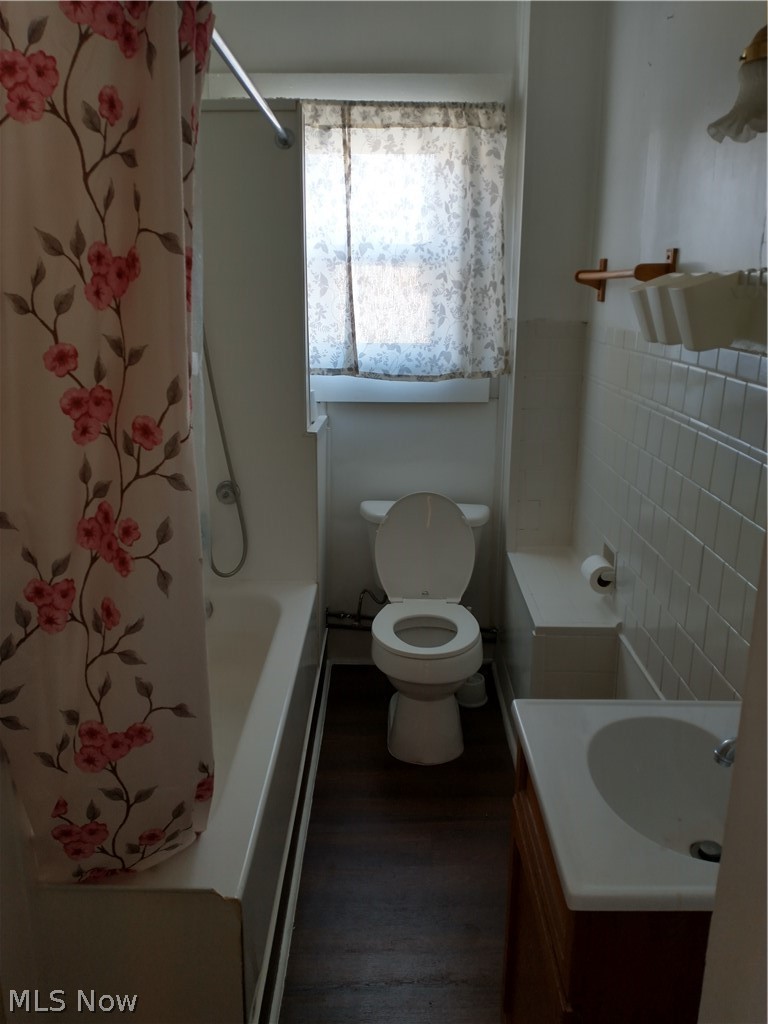 17 Wilson Avenue Girard OH 44420