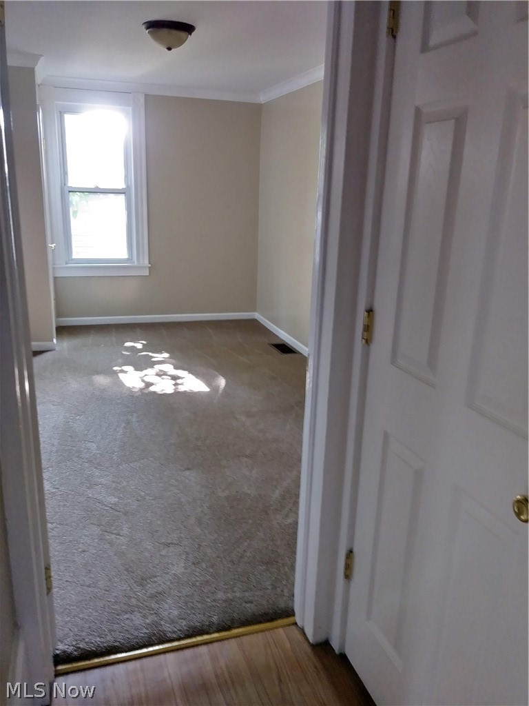17 Wilson Avenue Girard OH 44420