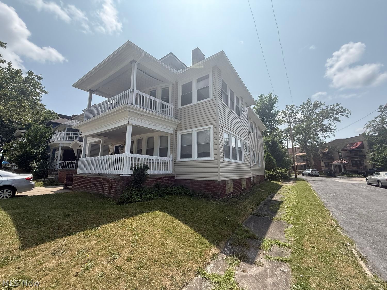 14168 Superior Road Cleveland Heights OH 44118