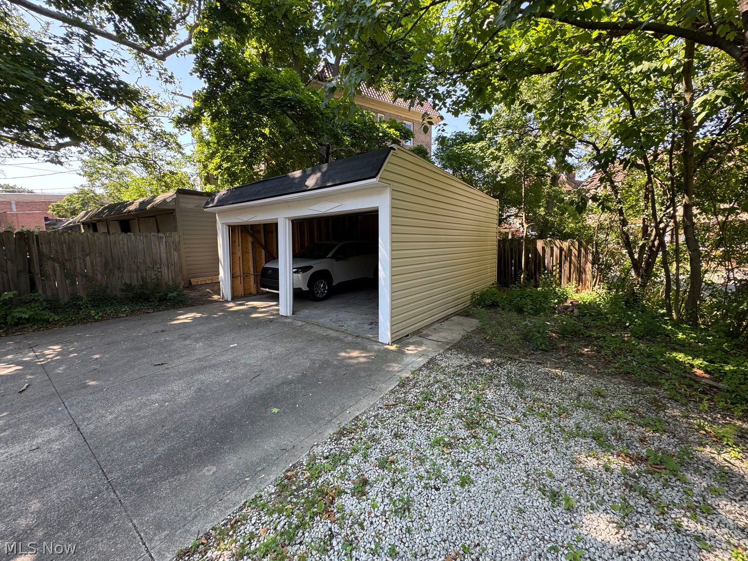 14168 Superior Road Cleveland Heights OH 44118