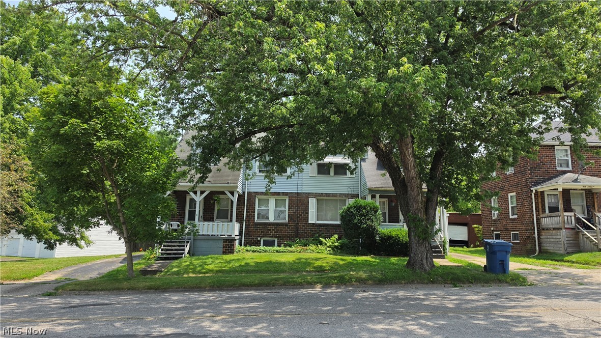 410 5th Street Struthers OH 44471