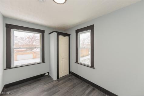 1431 Rowley Avenue Cleveland OH 44109
